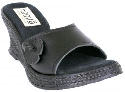 Hoova Jo Black Wedge Sandal